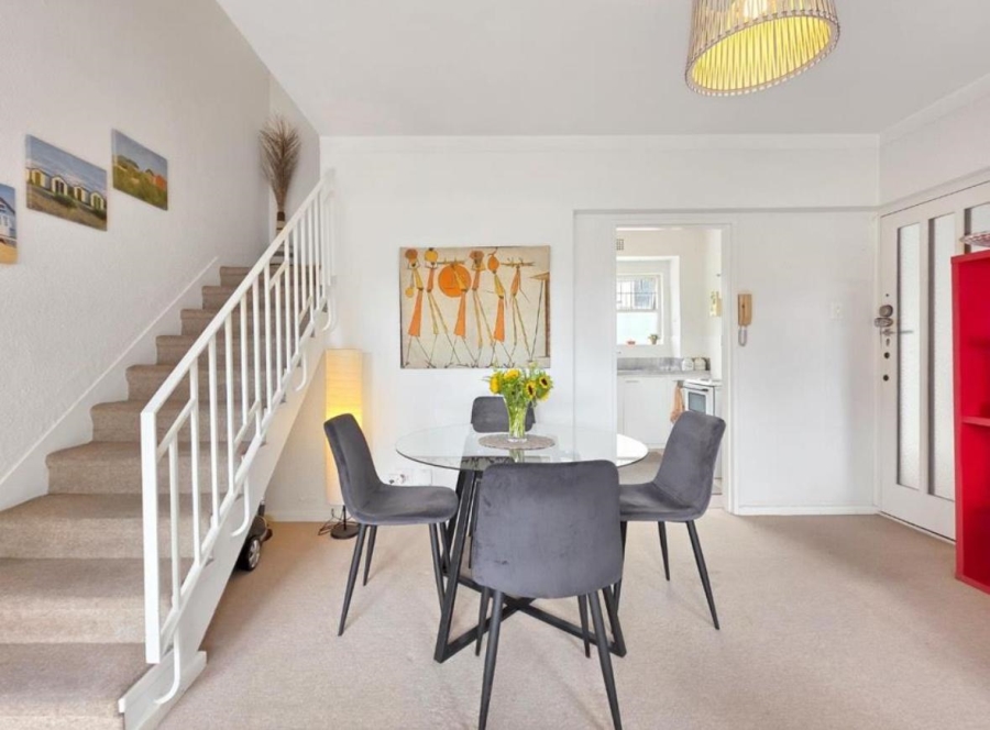 To Let 1 Bedroom Property for Rent in Sea Point Western Cape